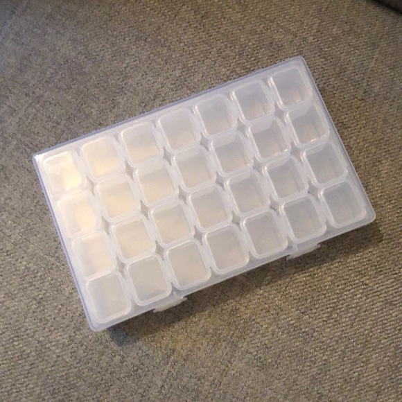 Craft organizer - Picture 1 of 3